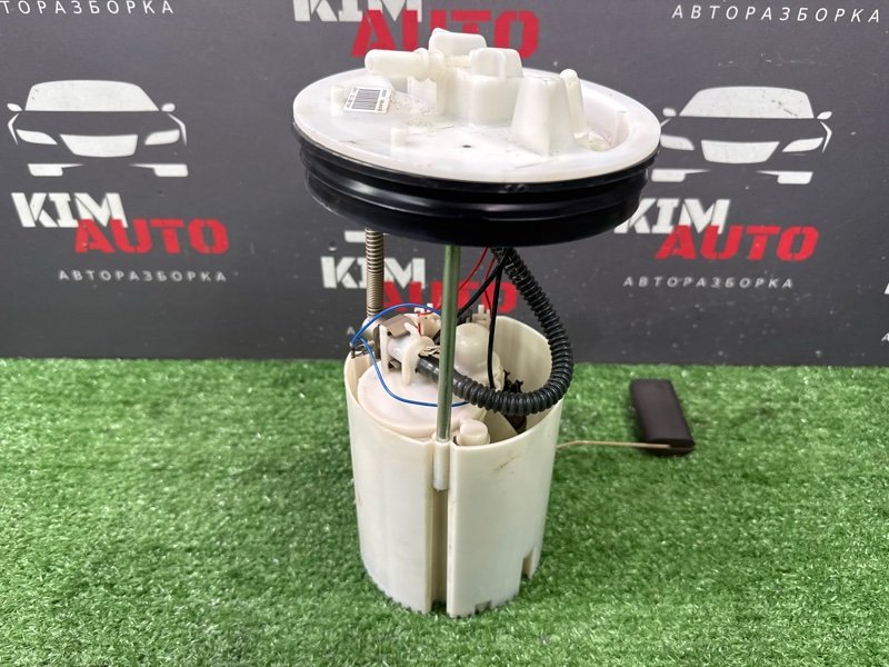 Насос топливный (Бензонасос) Ford Kuga 2013 SUV