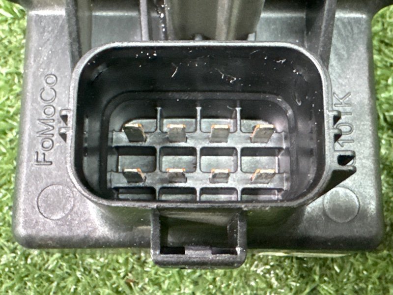 Блок управления топливным насосом Ford Kuga 2013 SUV