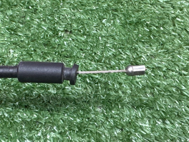 Трос капота Ford Kuga 2013 SUV