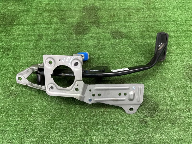 Педаль тормоза АКПП Ford Kuga 2013 SUV