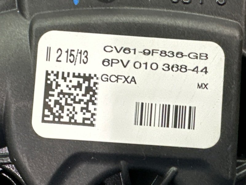 Педаль газа электронная Ford Kuga 2013 SUV