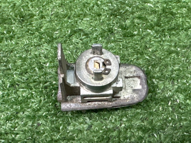 Смарт ключ с личинкой двери Ford Kuga 2013 SUV