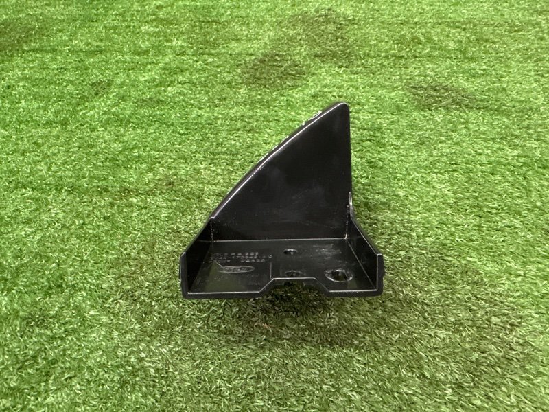 Кронштейн бампера Ford Kuga 2013 SUV