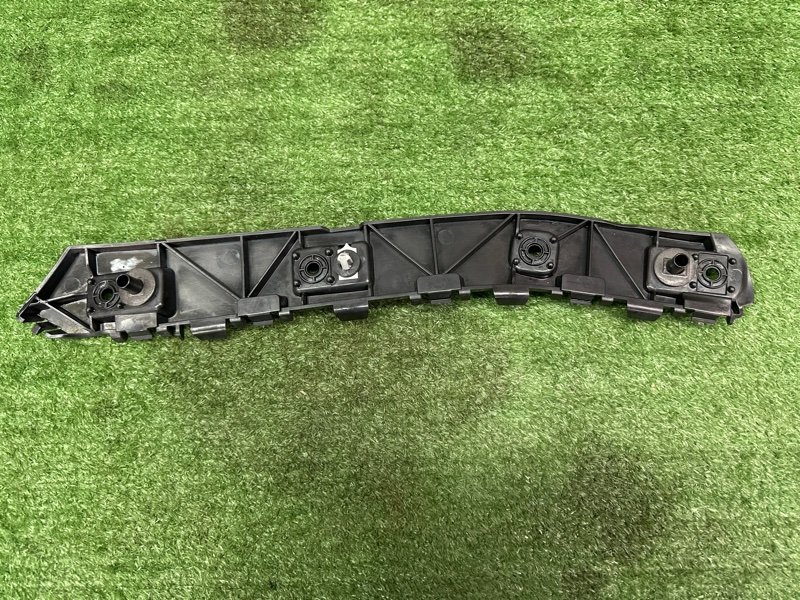 Кронштейн бампера Ford Kuga 2013 SUV