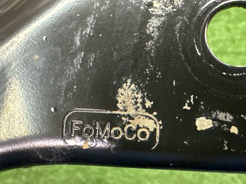 Кронштейн переднего подрамника Ford Kuga 2013 SUV