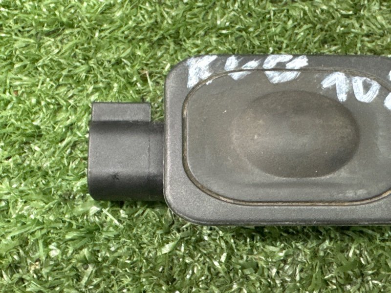 Кнопка открывания багажника Ford Kuga 2013 SUV