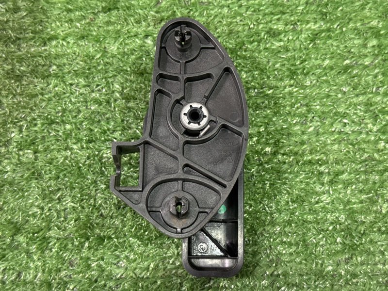 Ручка капота Ford Kuga 2013 SUV