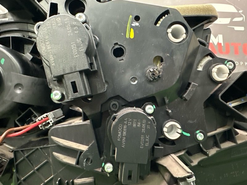 Печка Отопитель в сборе Ford Kuga 2013 SUV