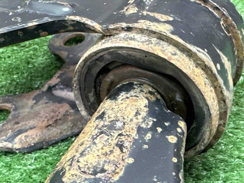 Рычаг подвески Ford Kuga 2013 SUV