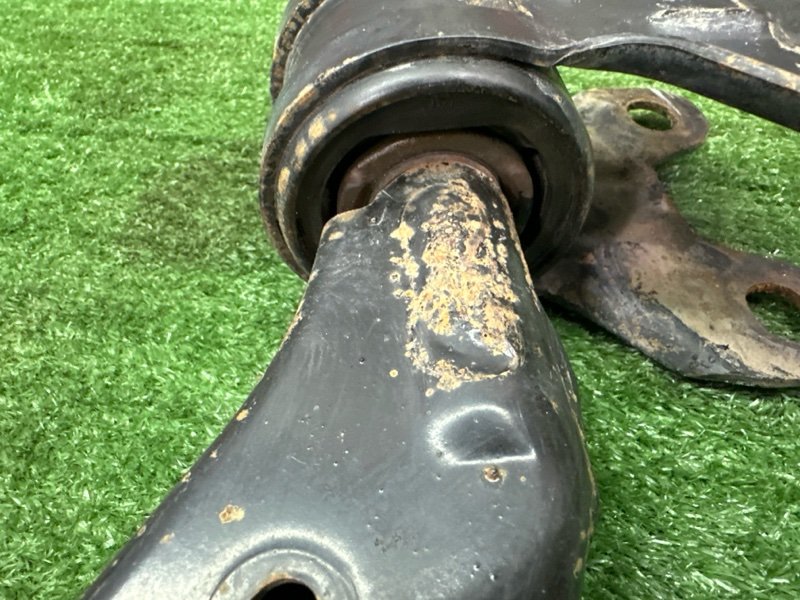 Рычаг подвески Ford Kuga 2013 SUV