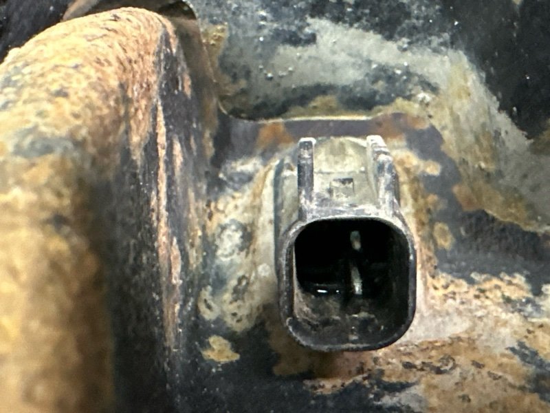 Кулак поворотный со ступицей Ford Kuga 2013 SUV