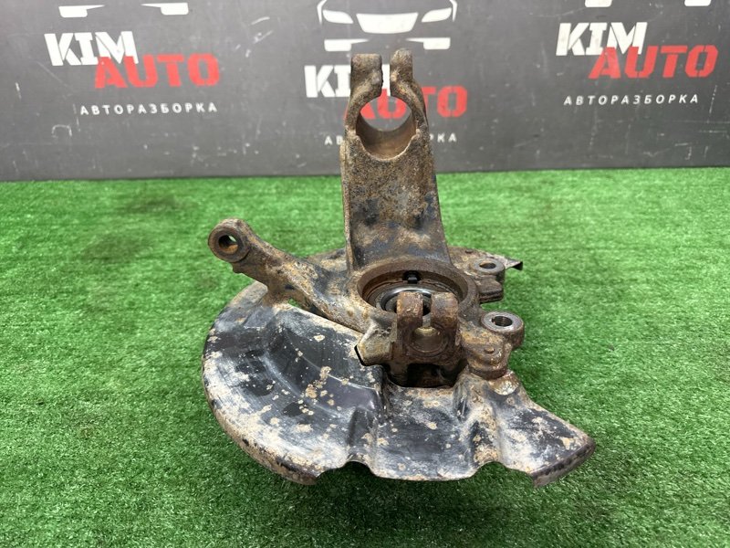 Кулак поворотный со ступицей Ford Kuga 2013 SUV