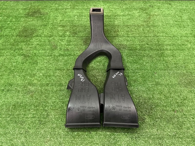 Воздуховод отопителя Ford Kuga 2013 SUV