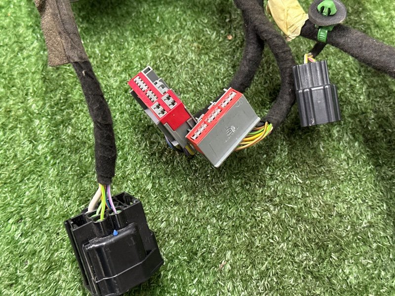 Проводка двери Ford Kuga 2013 SUV