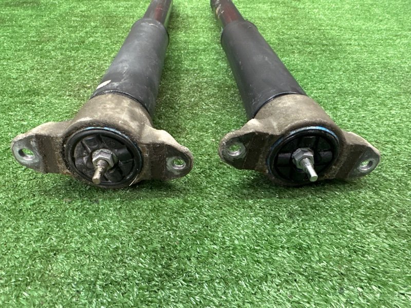 Амортизатор Ford Kuga 2013 SUV