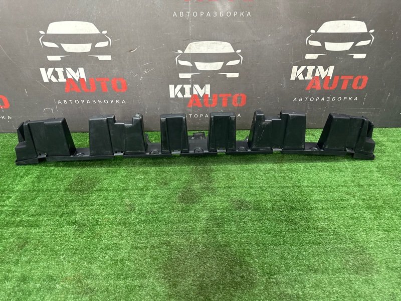 Кронштейн бампера Ford Kuga 2013 SUV