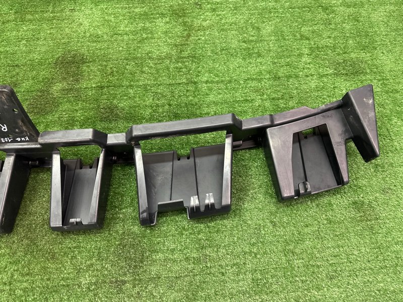 Кронштейн бампера Ford Kuga 2013 SUV