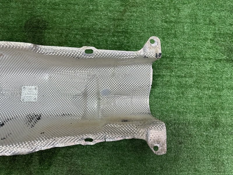 Тепловой экран Ford Kuga 2013 SUV