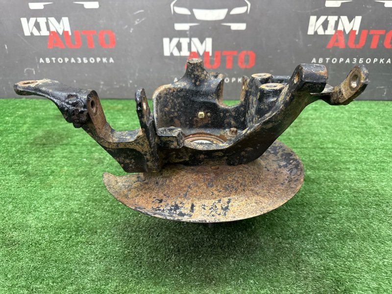 Кулак поворотный(цапфа) Ford Kuga 2013 SUV