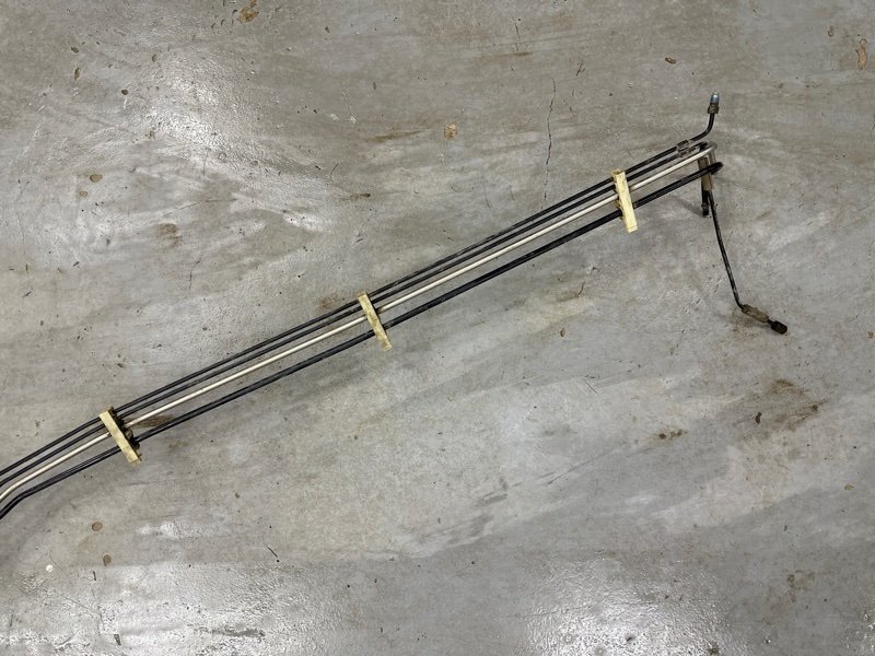 Трубка топливная тормозная (топливопровод, магистраль) Ford Kuga 2013 SUV