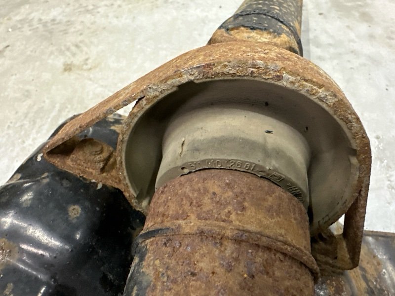 Карданный вал Ford Kuga 2013 SUV