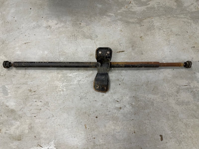 Карданный вал Ford Kuga 2013 SUV