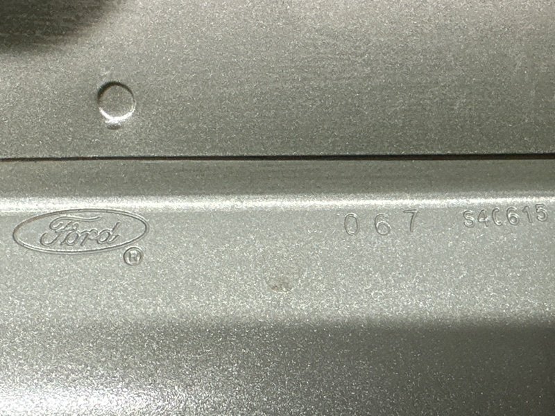 Крышка багажника Ford Kuga 2013 SUV