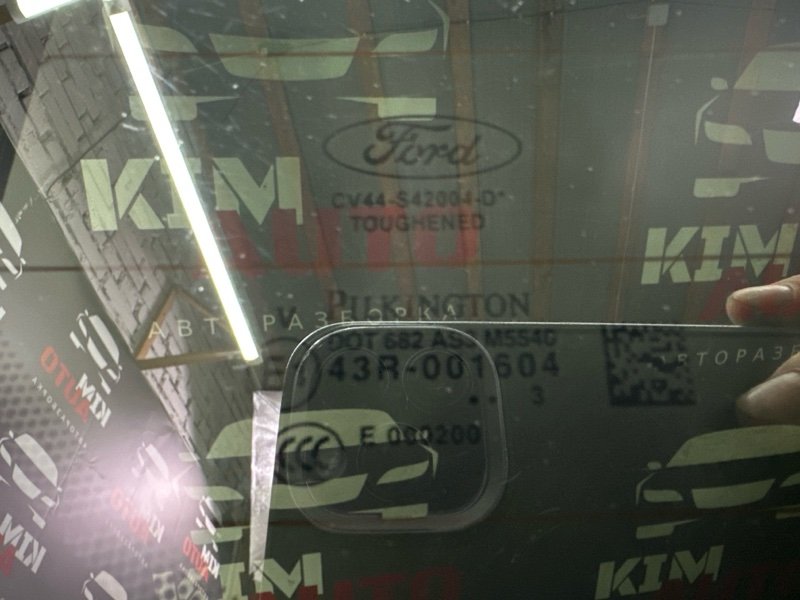 Крышка багажника Ford Kuga 2013 SUV