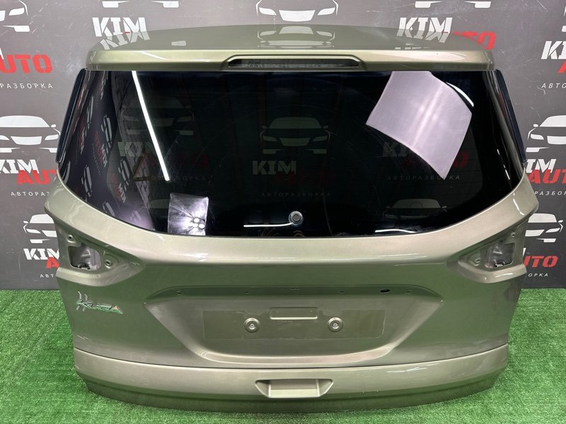 Крышка багажника Ford Kuga 2013 SUV