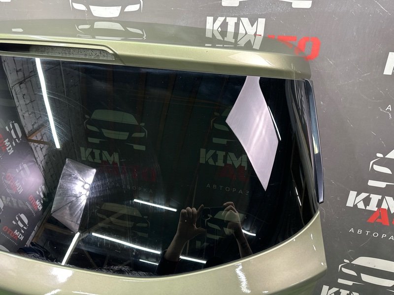 Крышка багажника Ford Kuga 2013 SUV