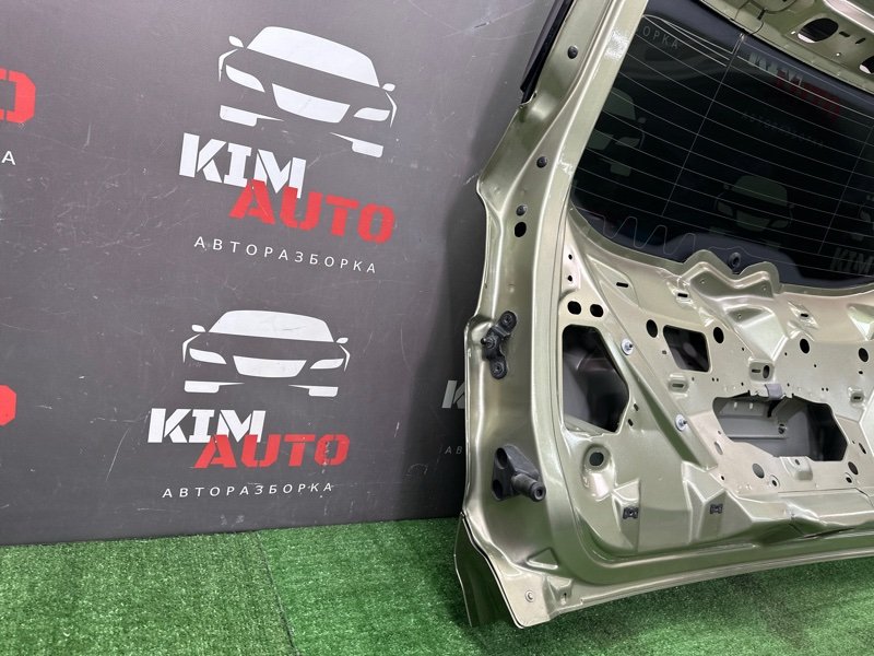 Крышка багажника Ford Kuga 2013 SUV