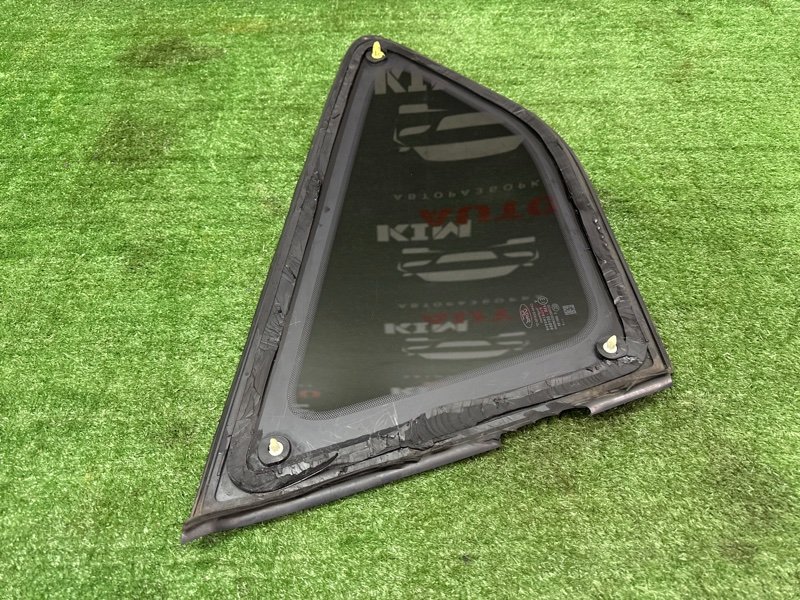 Стекло кузовное Ford Kuga 2013 SUV