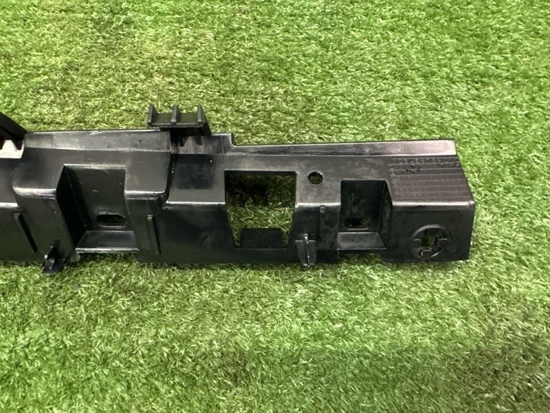 Кронштейн бампера Ford Kuga 2013 SUV