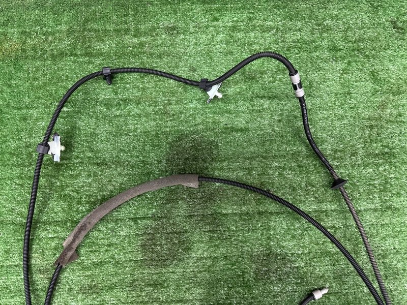 Шланг омывателя стекла Ford Kuga 2013 SUV