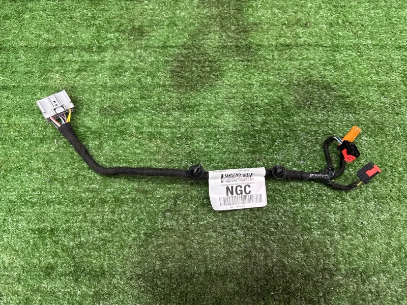 Провод центральной консоли Ford Kuga 2013 SUV