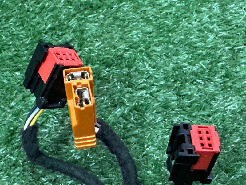 Провод центральной консоли Ford Kuga 2013 SUV