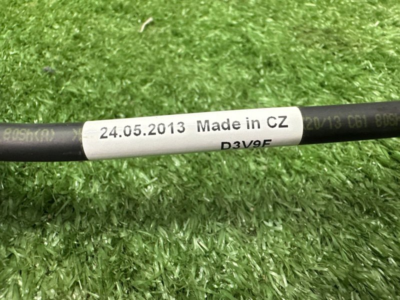 Шланг омывателя стекла Ford Kuga 2013 SUV