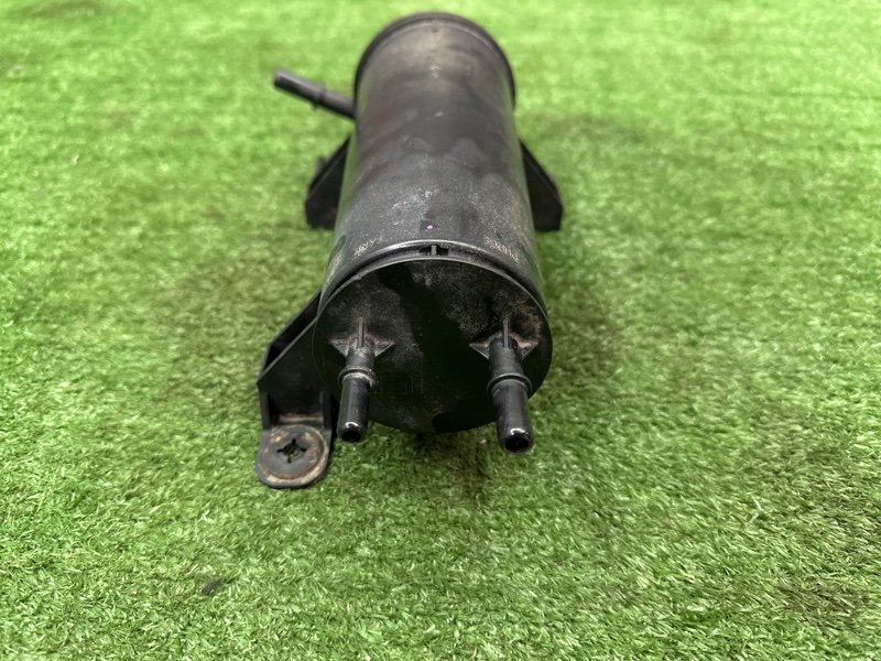 Адсорбер топливный Ford Kuga 2013 SUV