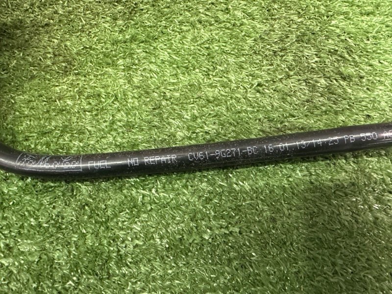 Горловина топливного бака Ford Kuga 2013 SUV