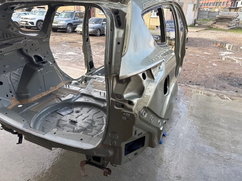 Крыло (четверть) Ford Kuga 2013 SUV