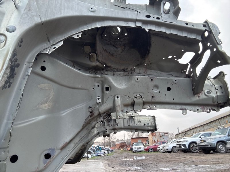 Четверть (лонжерон) Ford Kuga 2013 SUV