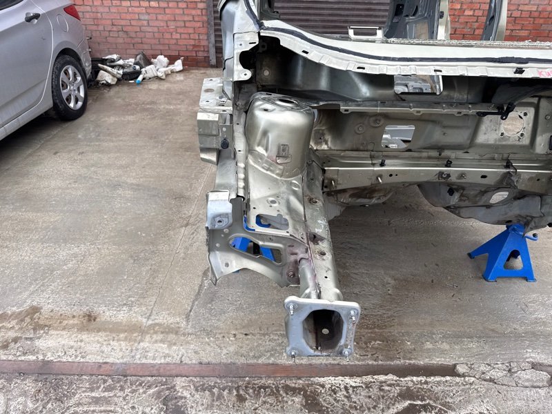 Четверть (лонжерон) Ford Kuga 2013 SUV