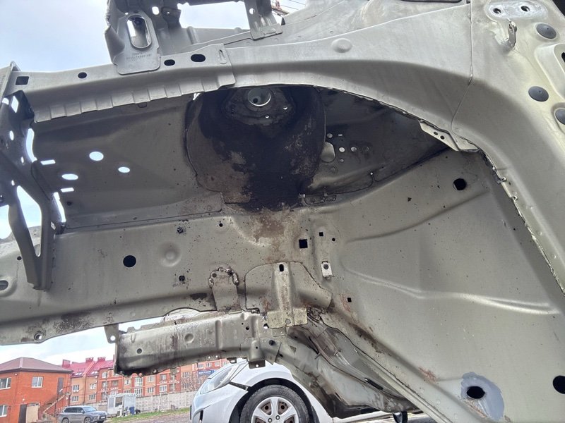 Четверть (лонжерон) Ford Kuga 2013 SUV