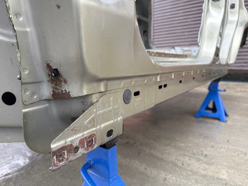 Порог со стойкой Ford Kuga 2013 SUV