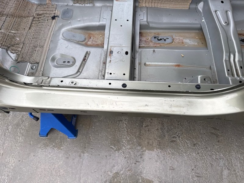 Порог со стойкой Ford Kuga 2013 SUV