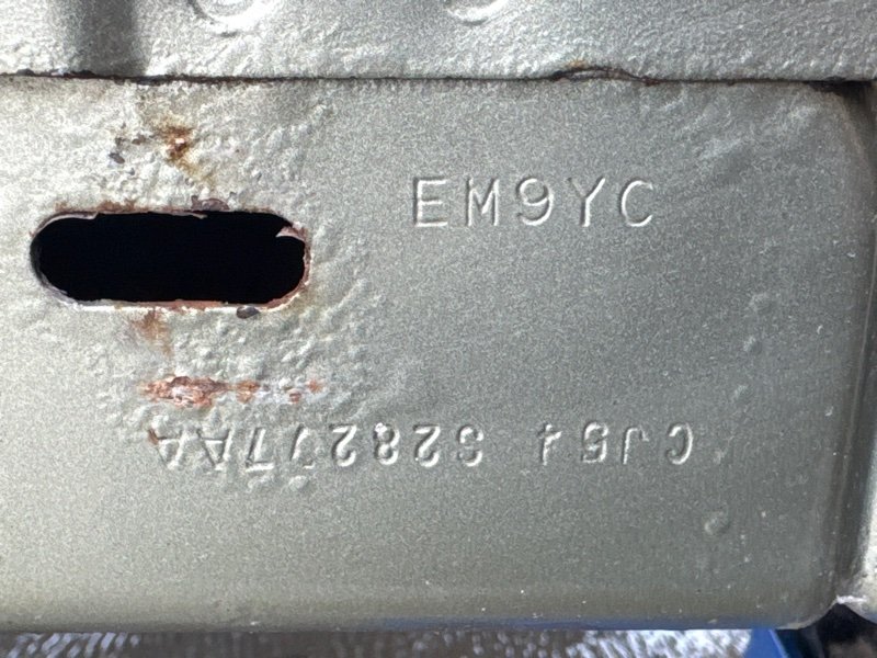 Порог со стойкой Ford Kuga 2013 SUV