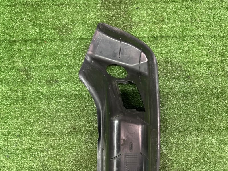 Водосток Ford Kuga 2013 SUV