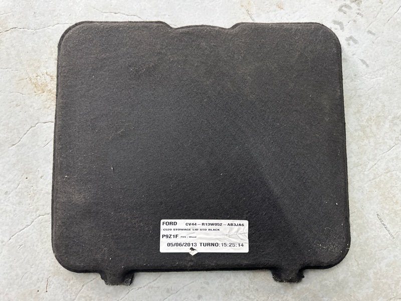 Ковер пола Ford Kuga 2013 SUV