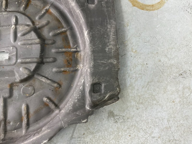 Шумоизоляция багажника Ford Kuga 2013 SUV