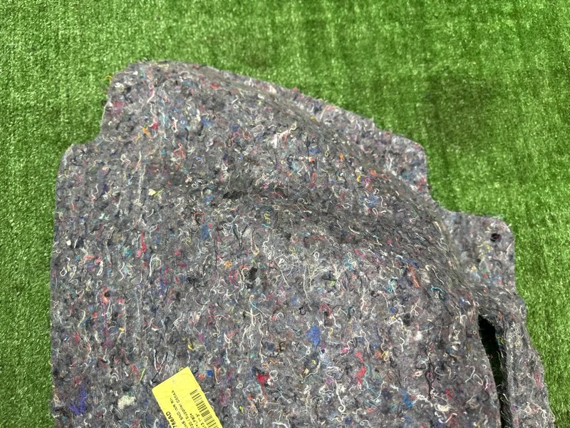 Шумоизоляция крыла Ford Kuga 2013 SUV